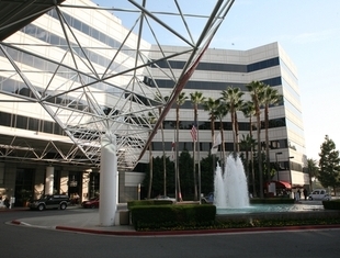 Keck Hospital of USC（南加州大学凯克医院）