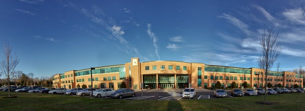 799px-Staples_High_School_Front_Panoramic