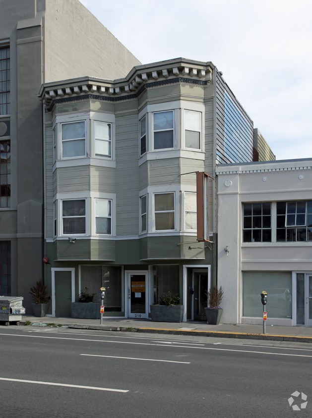219-221 7th St,Between Howard & Folsom,San Francisco, CA 94103 ; hotel & motel for sale ; G-2 in bay area
