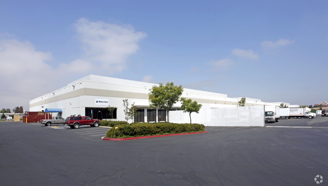 Warehouse for lease in Milpitas  9/12