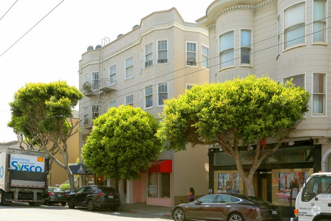 1763-1771 Union St San Francisco, CA 94123; Multifamily for Sale; in San Francisco County; 3/7