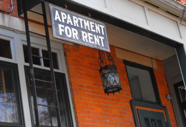 AMERICA IS TURNING INTO A NATION OF RENTERS