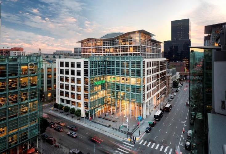 JV SELLS TRANSBAY OFFICE TOWER TO AMERICAN REALTY ADVISORS 
