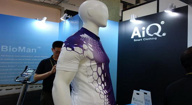 2017CES国际消费电子展–AiQ Smart Clothing Inc.（智能穿戴）